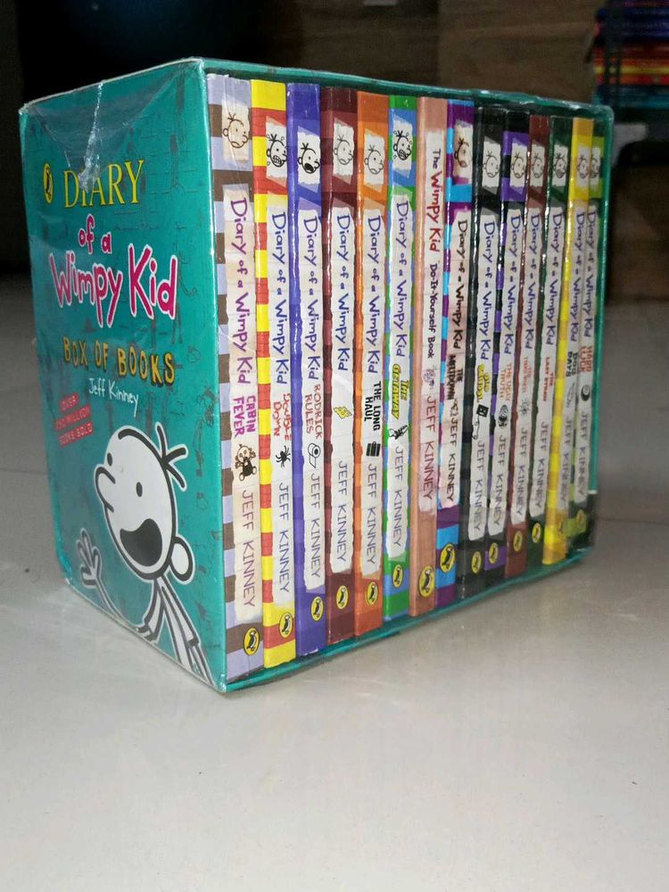 Diary of a Wimpy Kid Box Set - 14 Books!