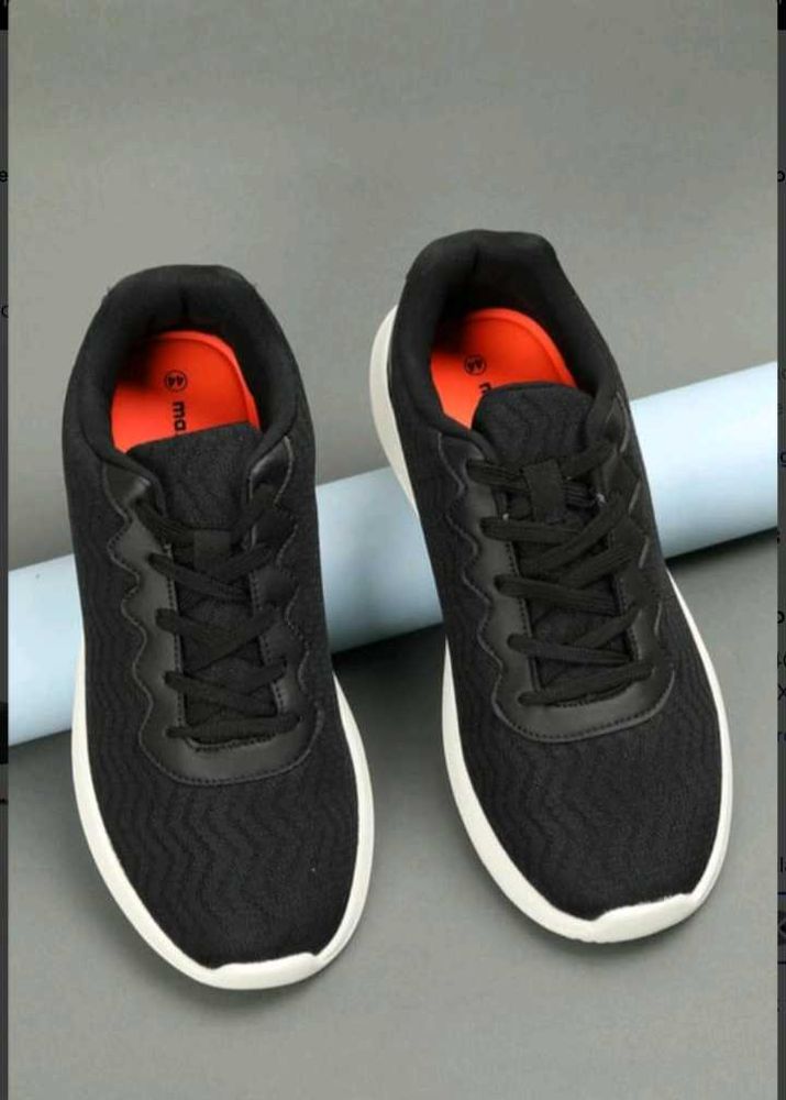 Black Running Shoes
