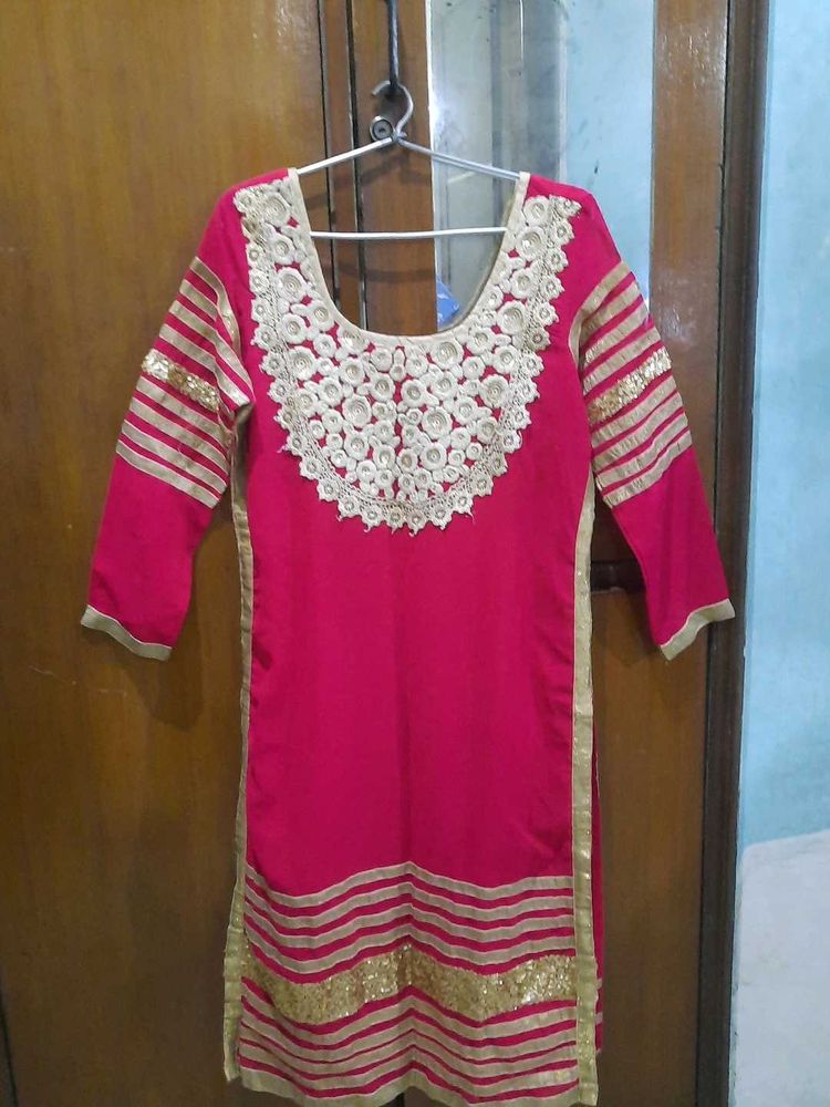 Designer Piece Pink &amp; Gold Embroidered Kurta Set