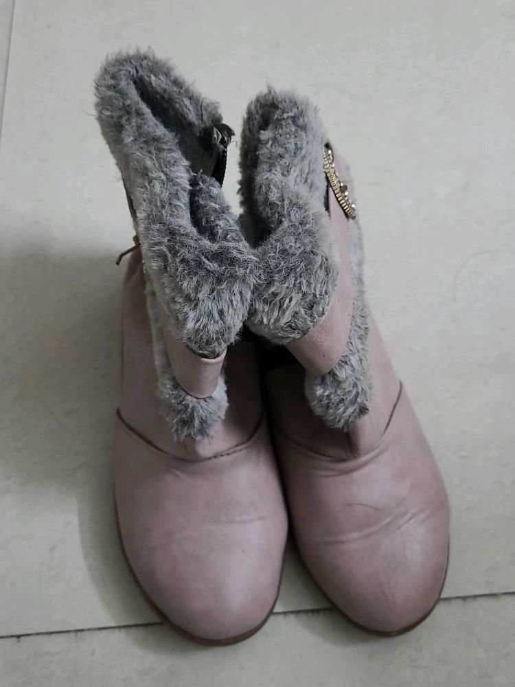 Cute Pink Winter Boots with Fur