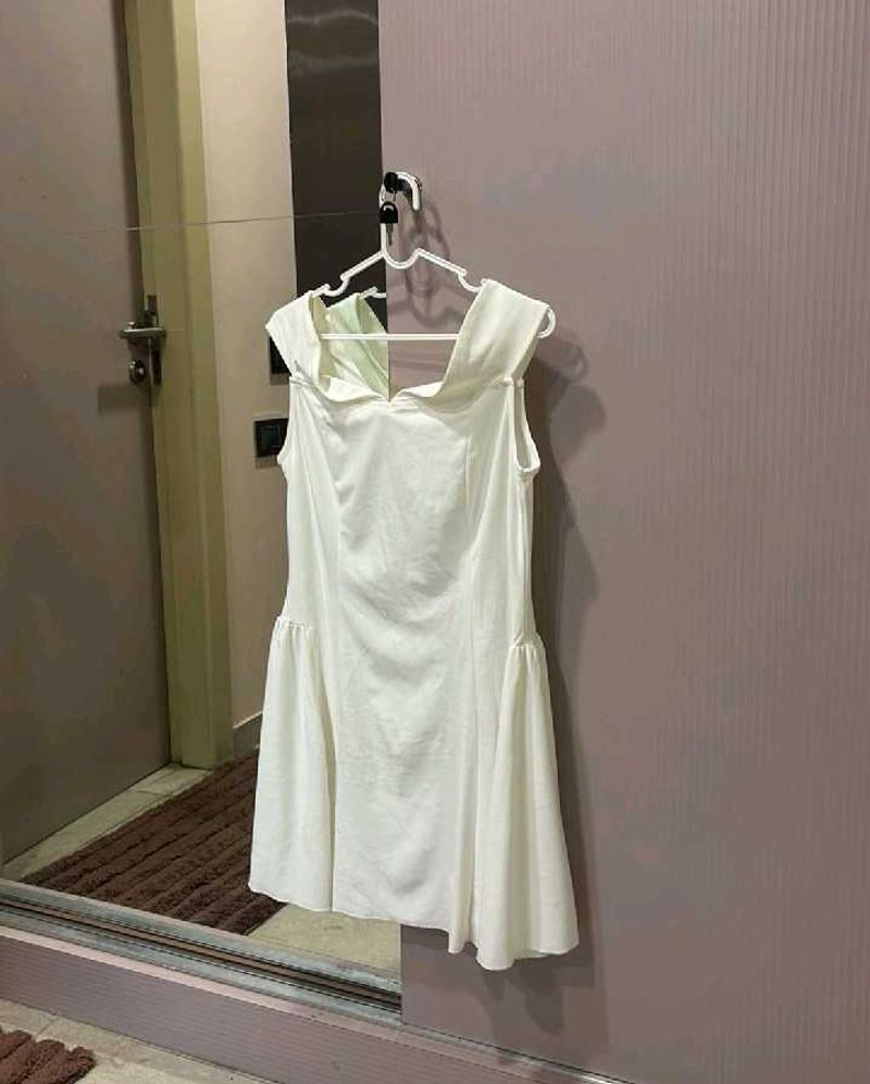 Elegant White Mini Dress