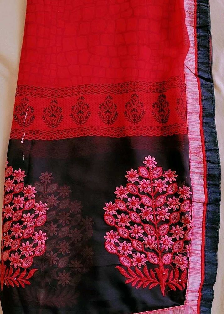 Red &amp; Black Floral Saree