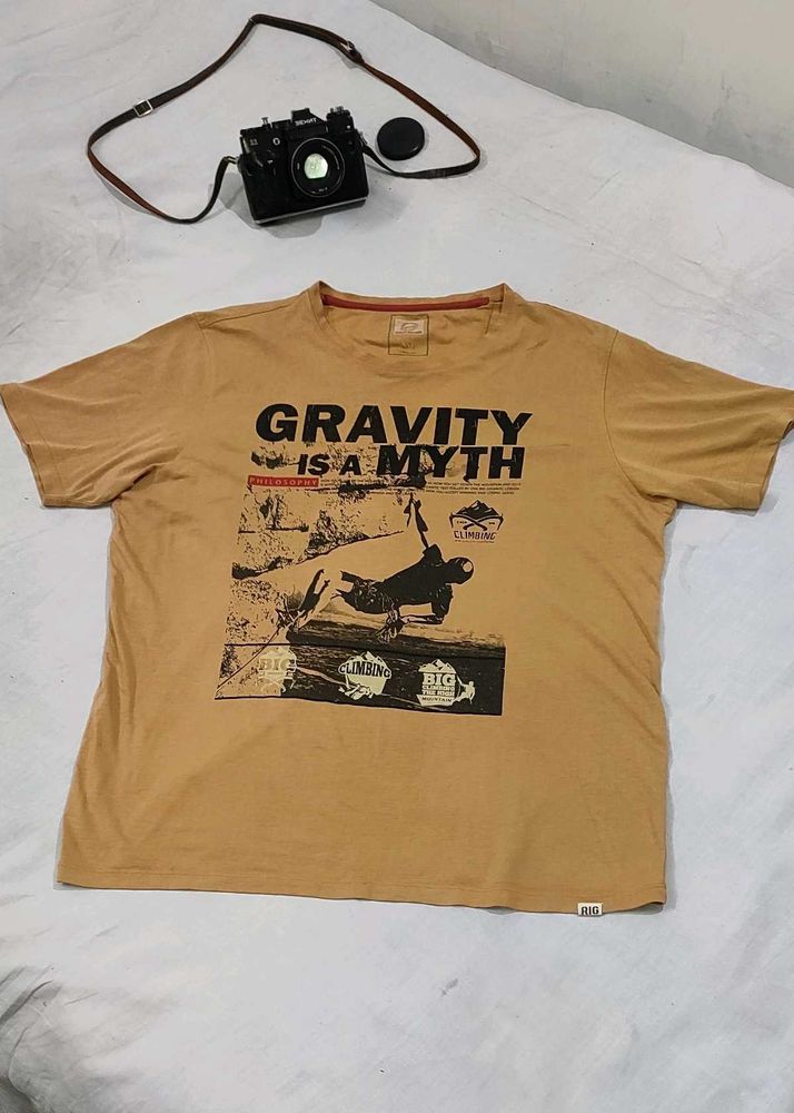 Round Neck T-shirt