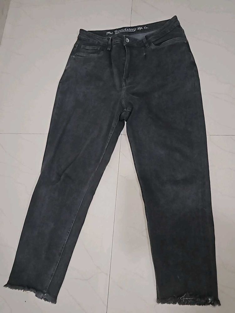 Roadster High-Waisted Jeans
