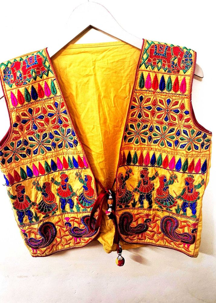 Navratri/Garba Special Jacket 💛