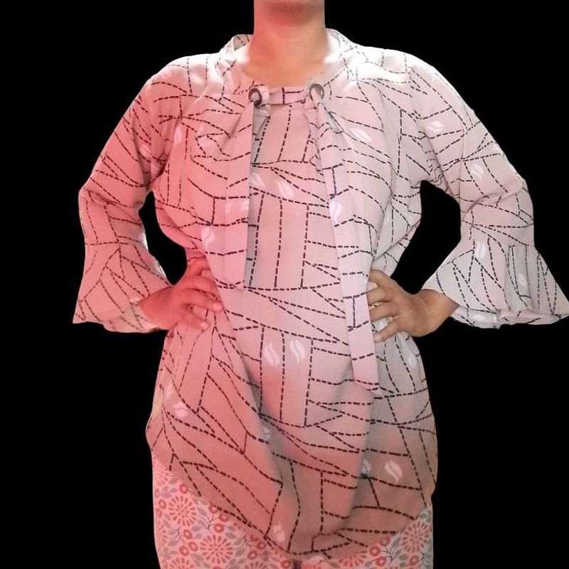 Stylish Patterned Top