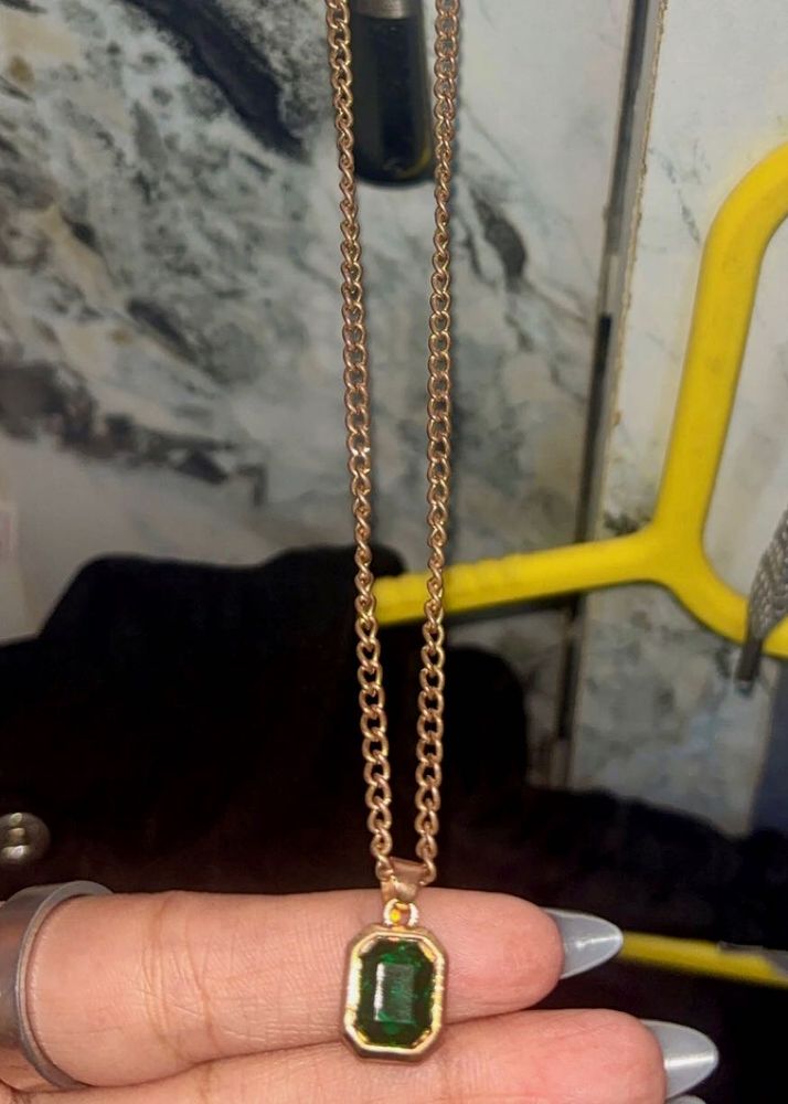 Emerald Green Pendant Necklace