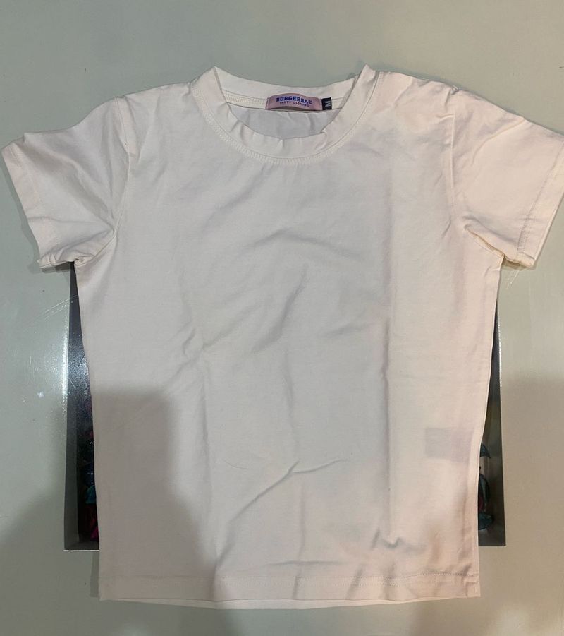 Fitted White T-Shirt