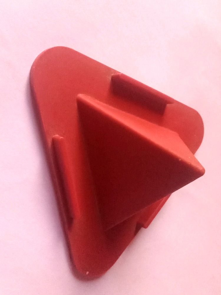 Multi-purpose Smartphone Holder to Watch Movies