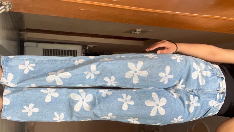 Daisy Print Denim Pants