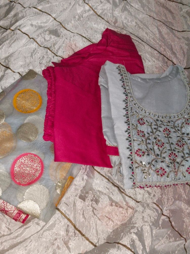 Kurti Set With Pant Dupatta