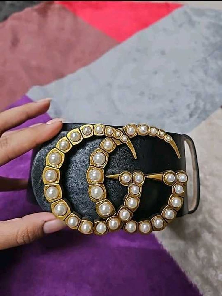 Gucci Pearl Embellished Belt