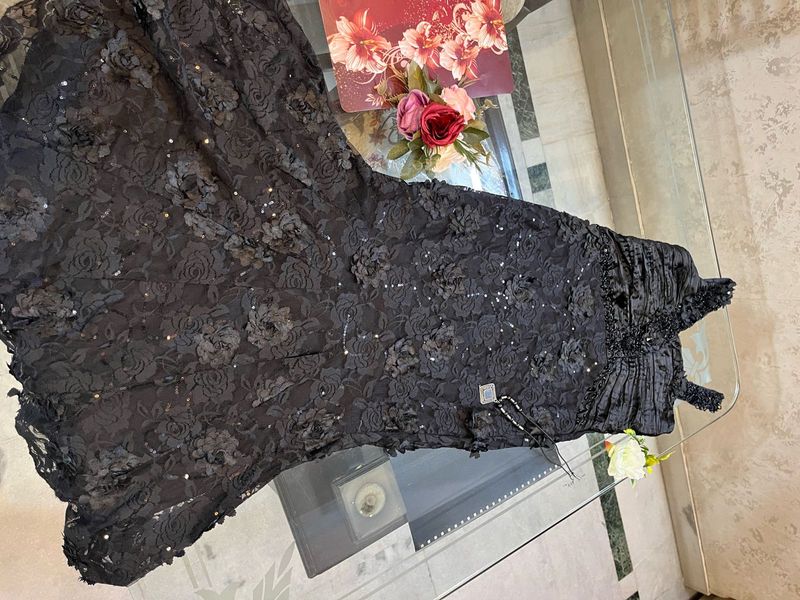 Elegant Black Lace Dress