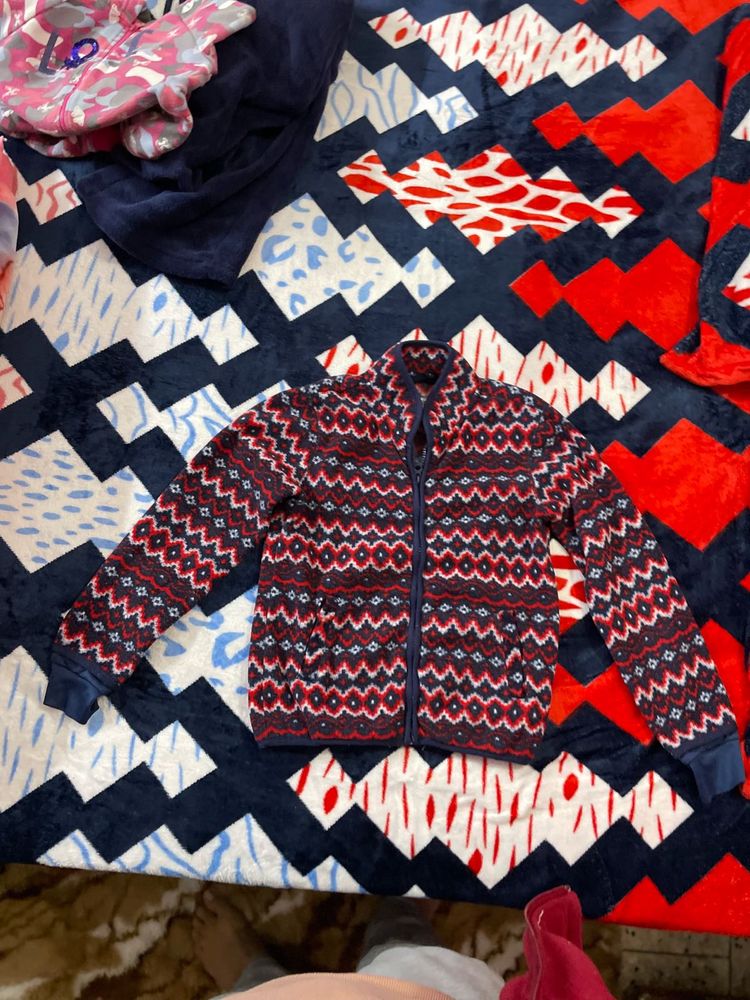Girls Printed Fleece Jacket