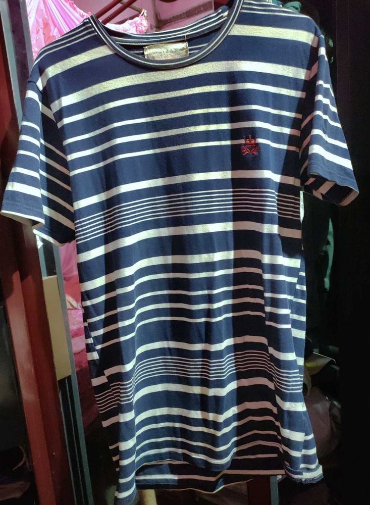 Zara Essentials Stripped Tshirt