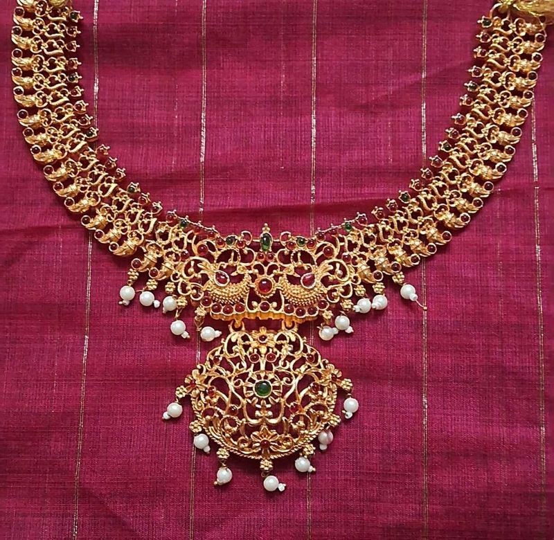 Stunning Traditional Necklace