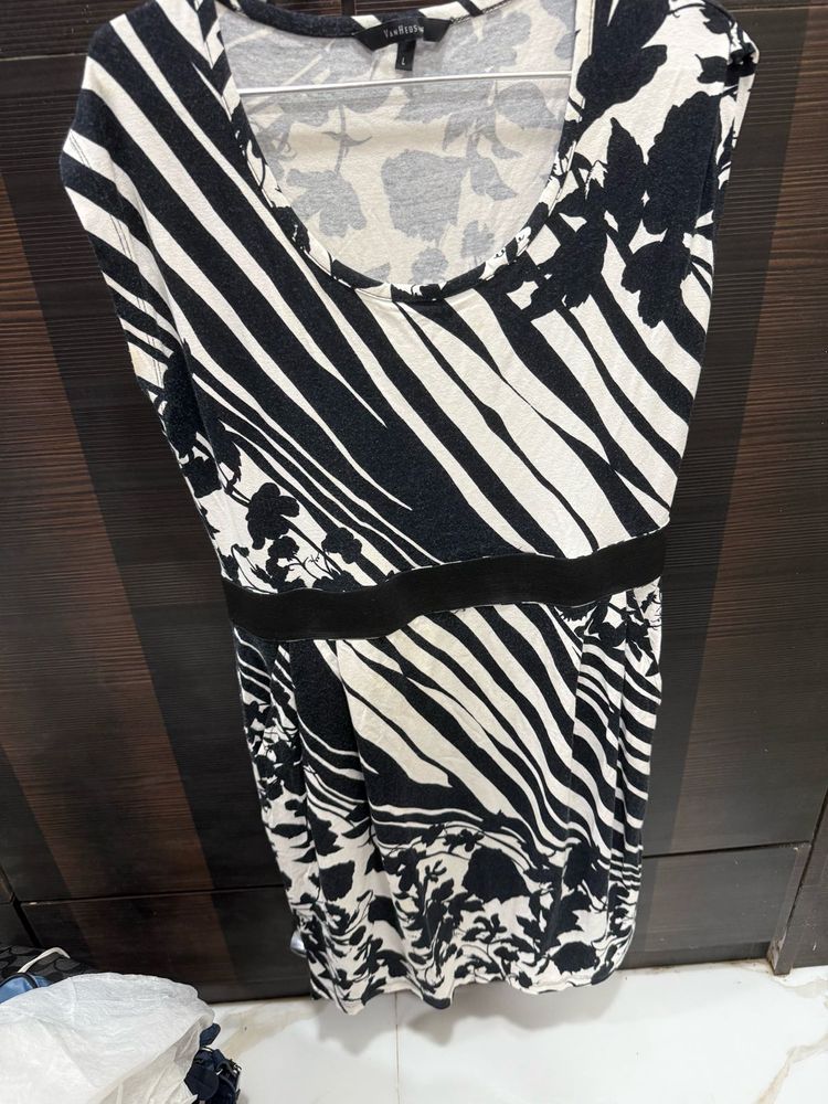 Van heusen Patterned Casual Dress