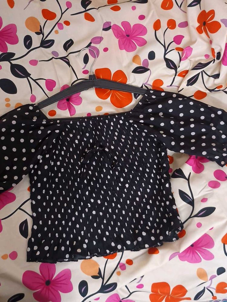 Polka Dot Puff Sleeve Top