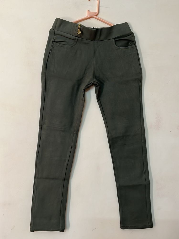 Women Olive Jegging