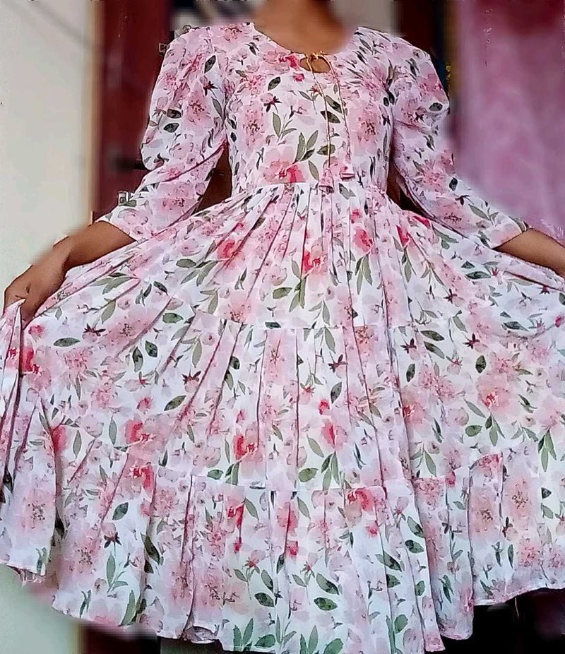 Floral Print Tiered Maxi Dress