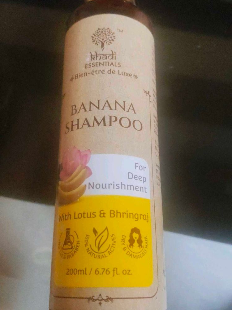 Khadi Essentials Bhringraj Shampoo