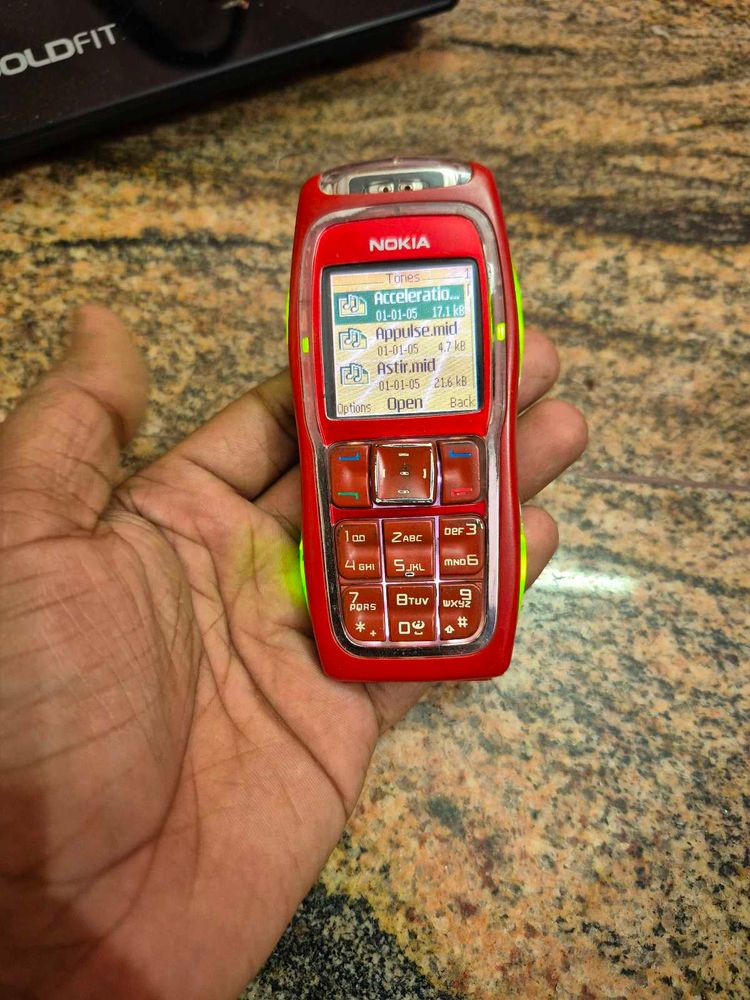 Nokia 3220 Red