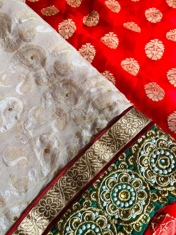 Saree With Blouse