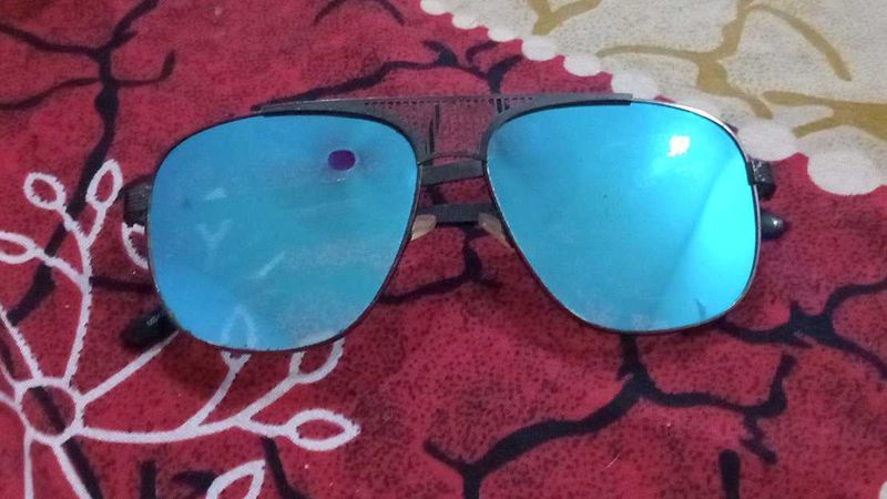 Blue Mirrored Aviator Sunglasses