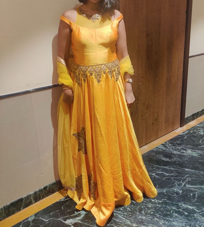 Elegant Yellow Ethnic Gown