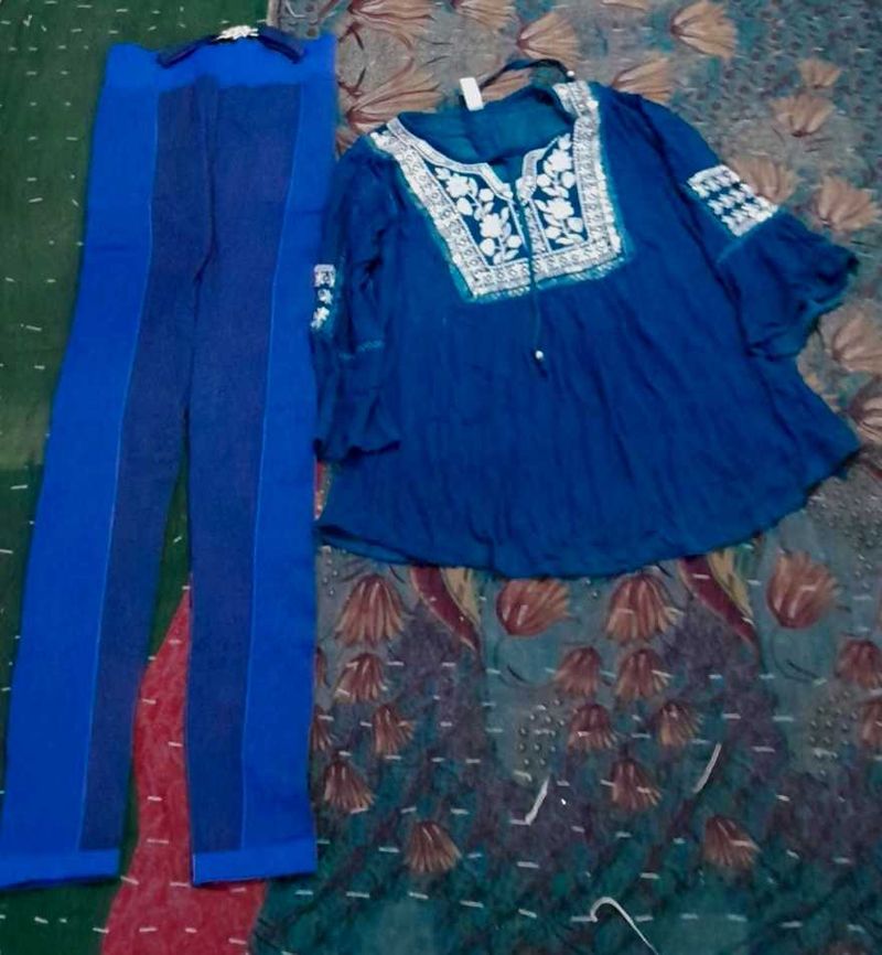 Ethnic Kurta Set &amp; Leggings