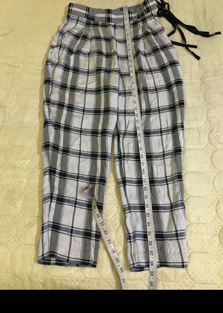 Momfit Pleated Trousers