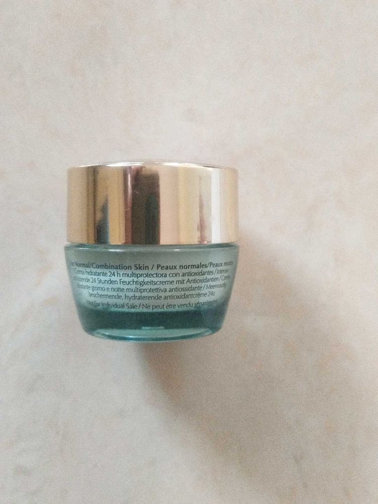 Estee Lauder Face Moisturizer