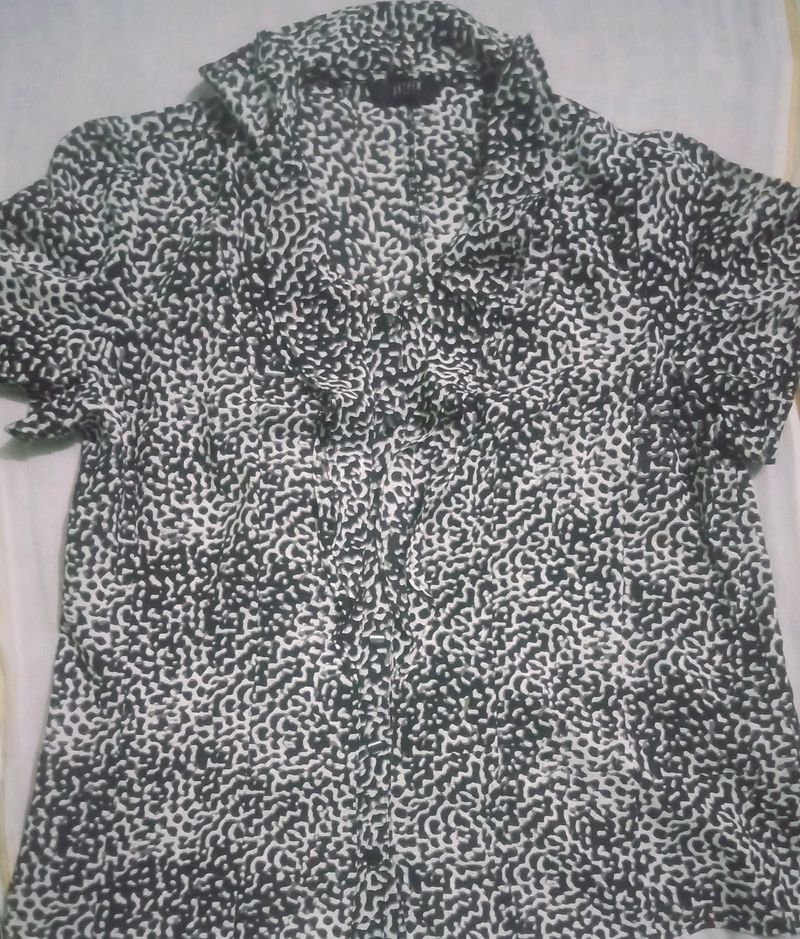 Black nd White dotted Shirt top