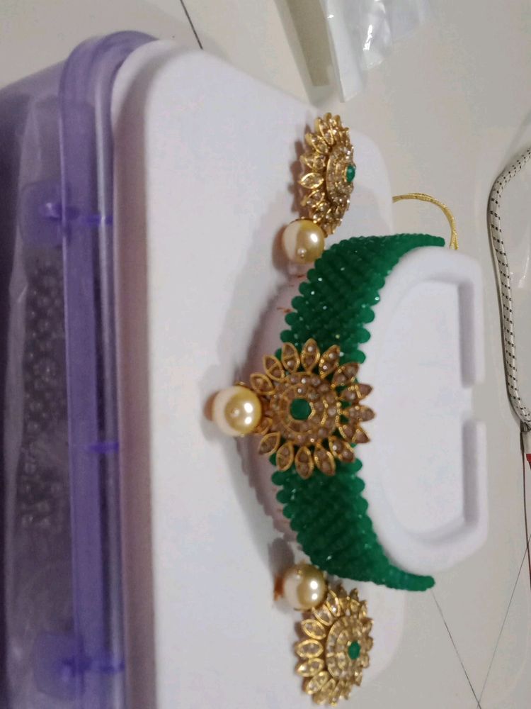 Green Beaded Jewelry Set