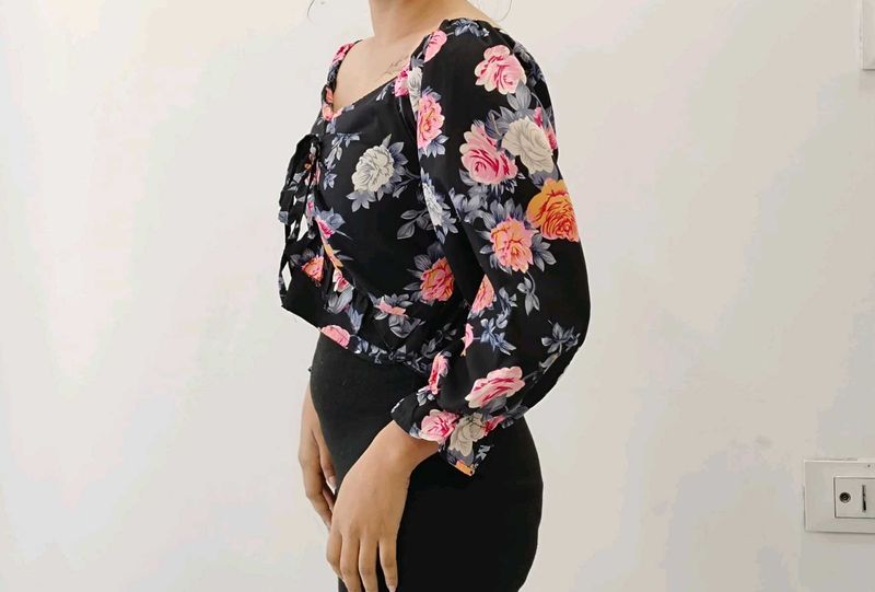 BLACK PEPLUM CROP TOP