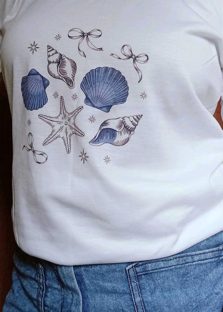 Seashell Graphic Tee