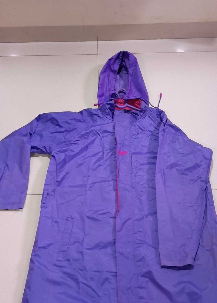 Ladies raincoat With Hood
