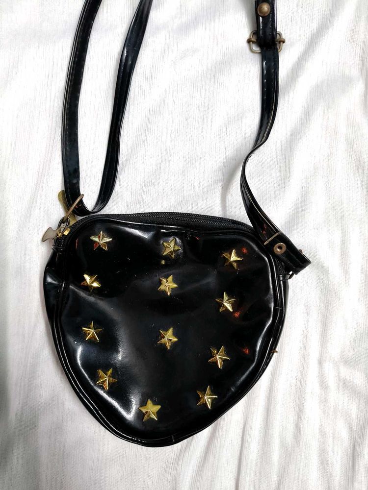 Beautiful black slingbag ❤️