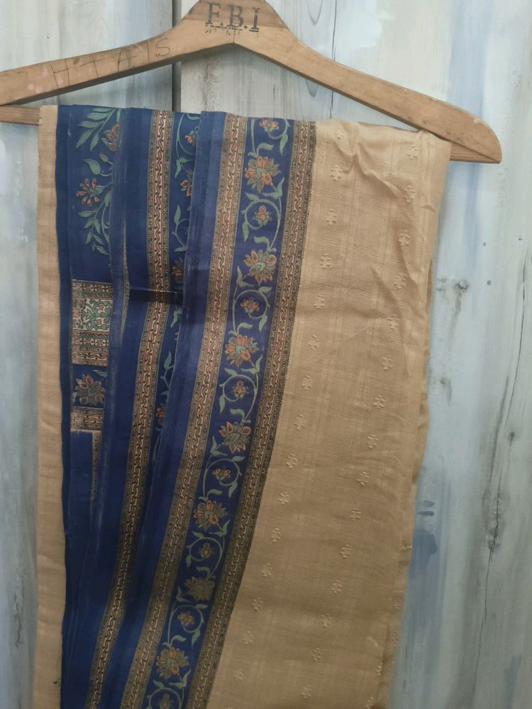 Nude Saree With Blue Border