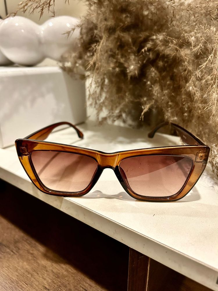 Retro Cat-Eye Sunglasses