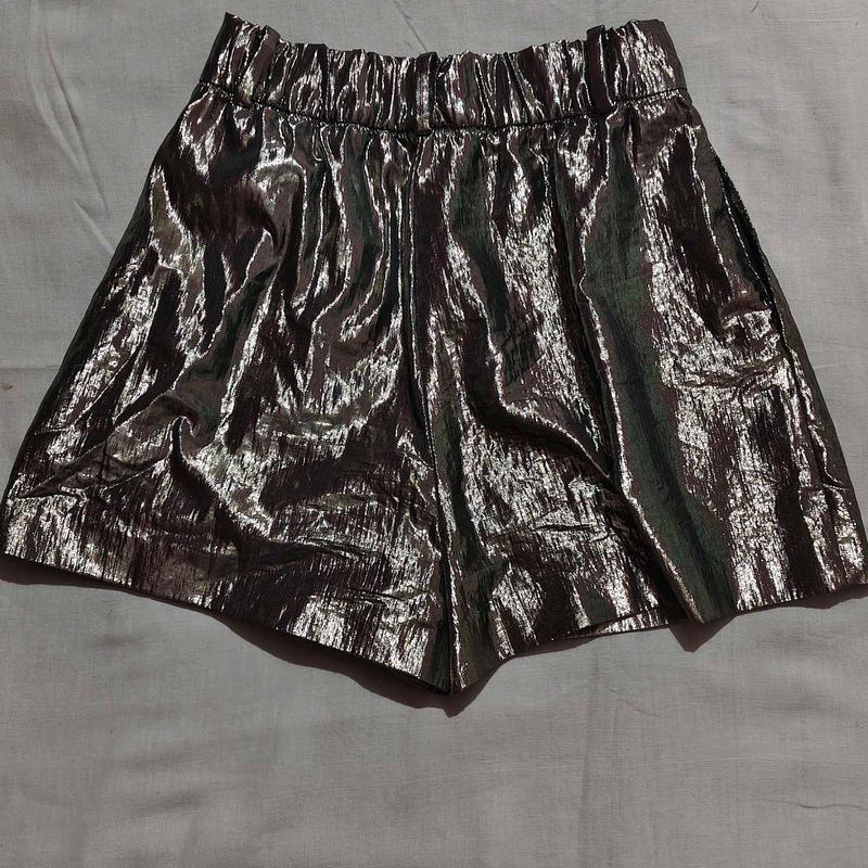 ZARA SHORTS FOR WOMEN