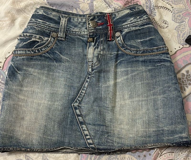 VINTAGE Mini Skirt