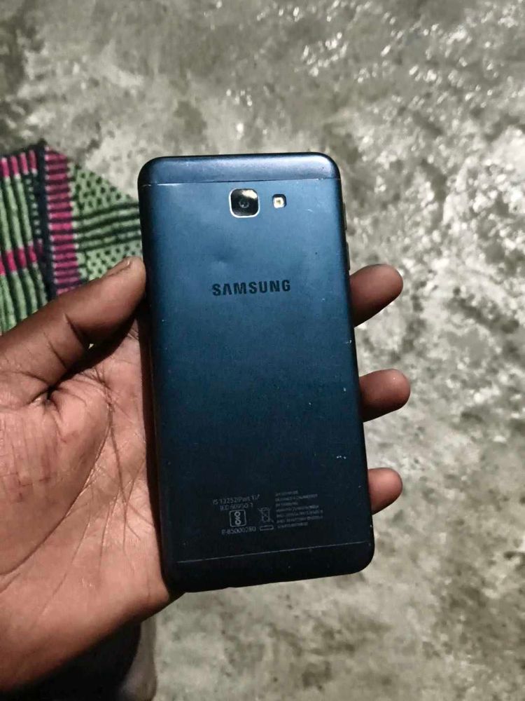 Samsung galaxy j7 prime