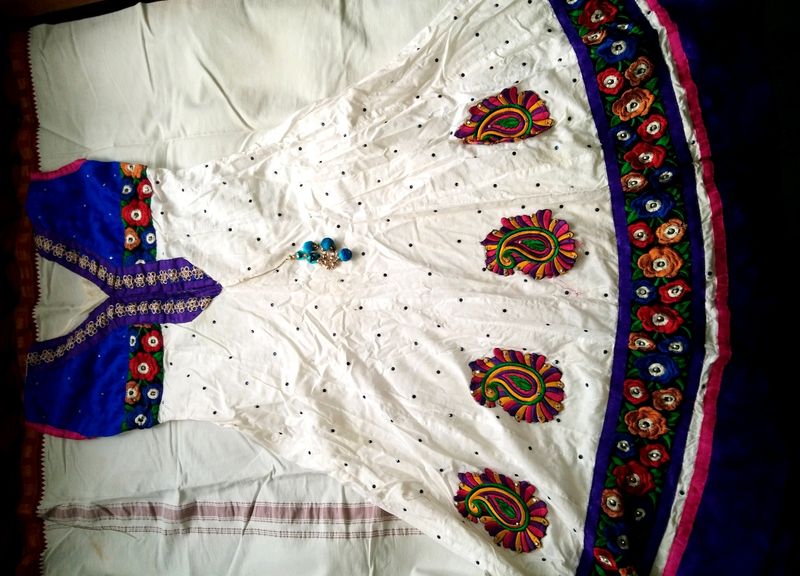 Umbrella top, flared top, anarkali top.