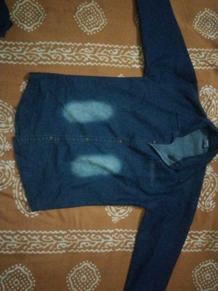 Plane Solid Dark Blue Daniem Shirt With Combo Prin