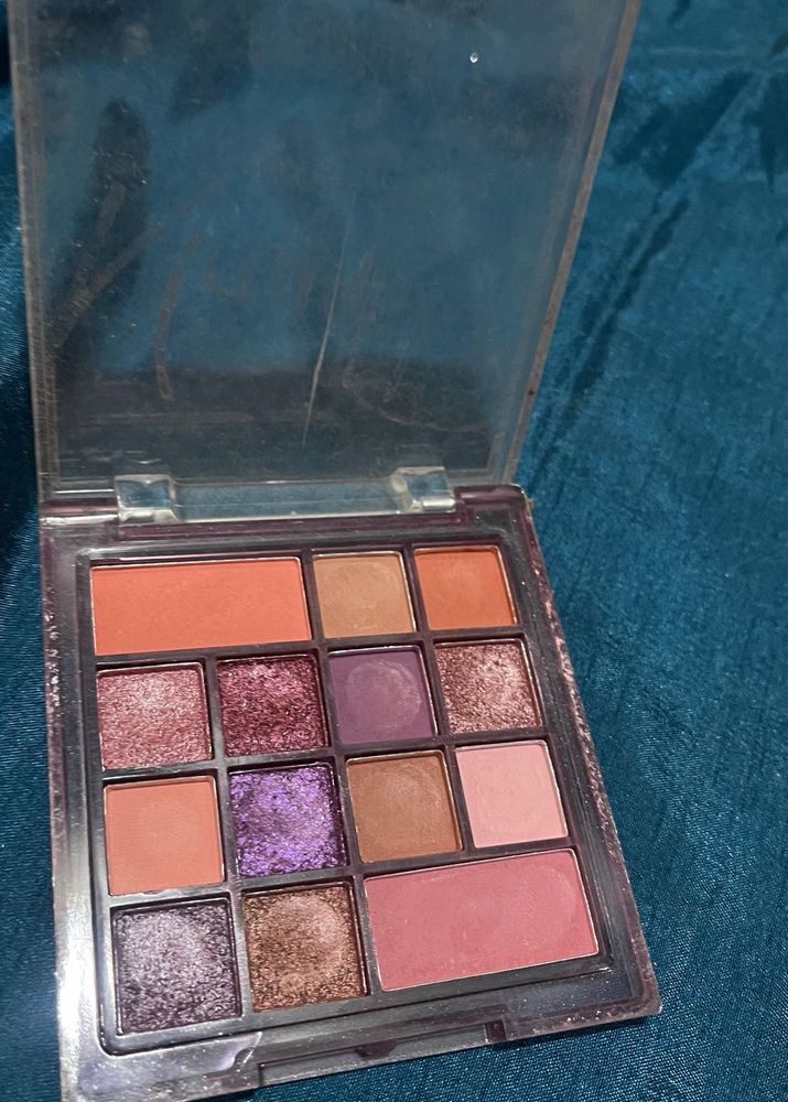 Eyeshadow Palette