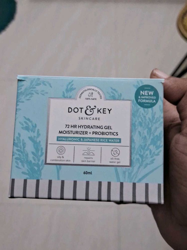 Dot &amp; Key 72 Hr Hydrating Gel