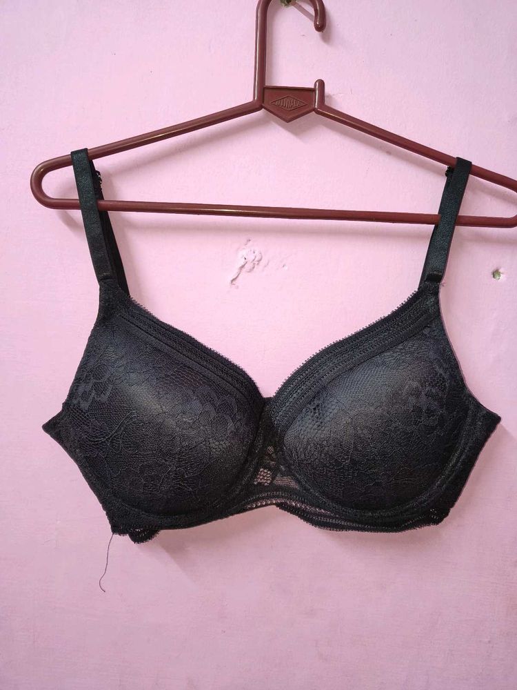New Elegant Black Lace Bra