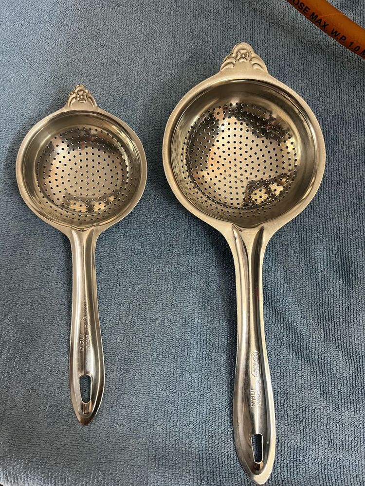 Vintage Tea Strainer Set