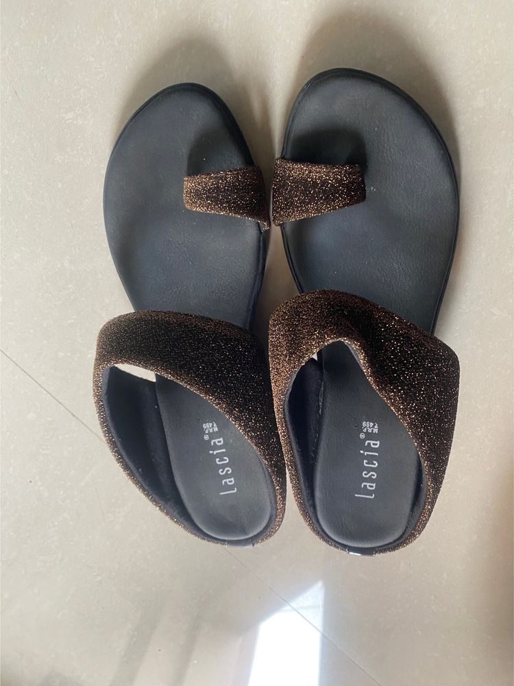 Black Lascia Sandals